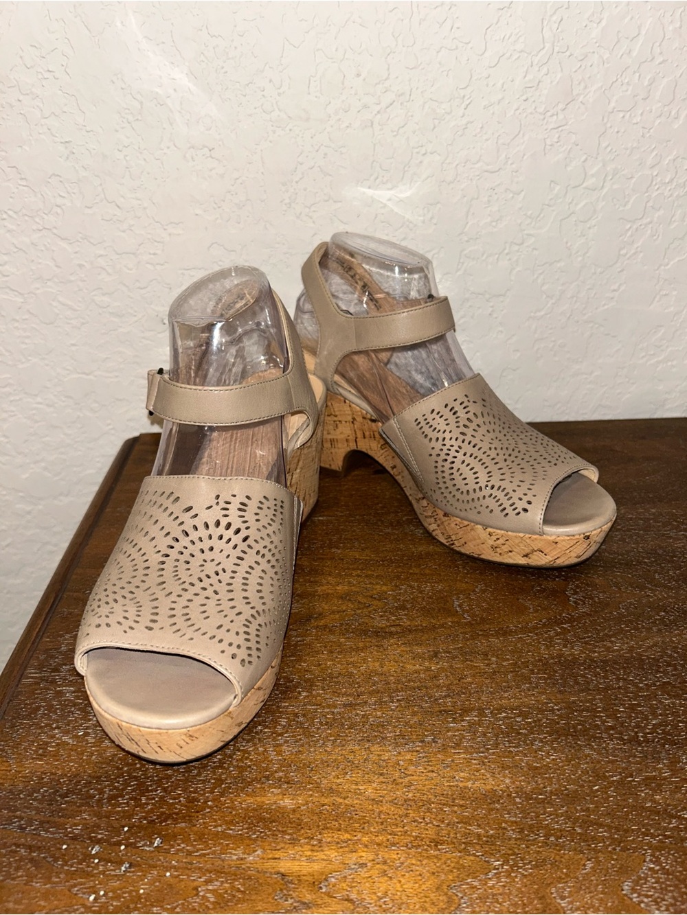 Clarks Artisan Maritsa Nila Slip On Cork Chunky Self Attached Strap Sandal Shoes